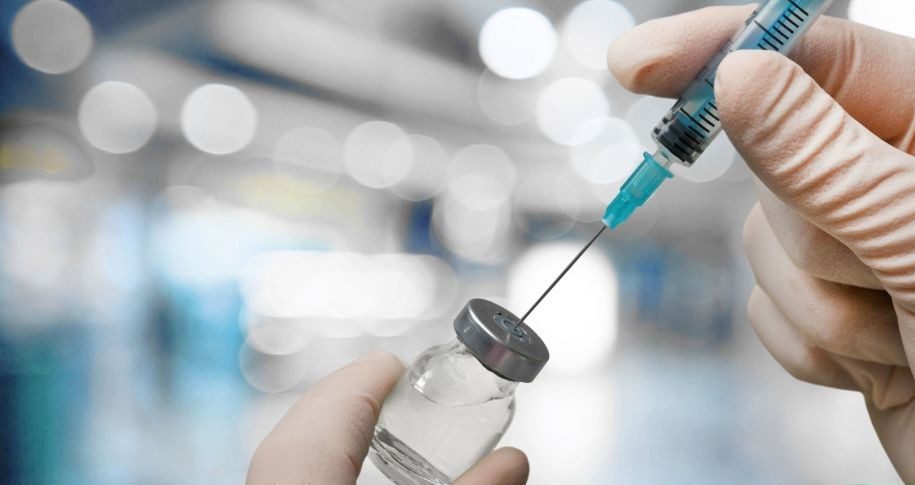 درخواست وزارت بهداشت برای تزریق واکسن کرونا