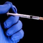 چه افرادی به دریافت دوز چهارم واکسن کرونا نیاز دارند؟