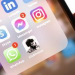 چطور دعوتنامه کلاب هاوس را دریافت کنیم؟