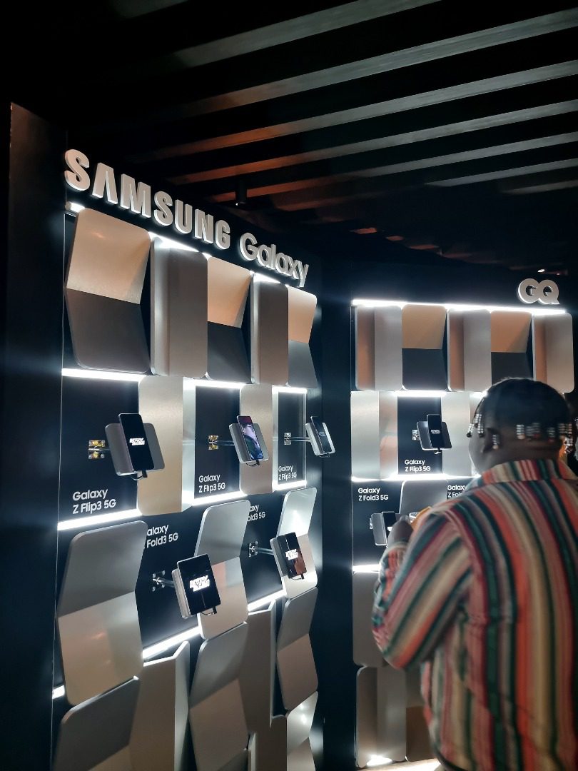 تصویربرداری مراسم مرد سال نشریه GQ با گلکسی S21 Ultra سامسونگ 14 تصویربرداری مراسم مرد سال نشریه GQ با گلکسی S21 Ultra سامسونگ