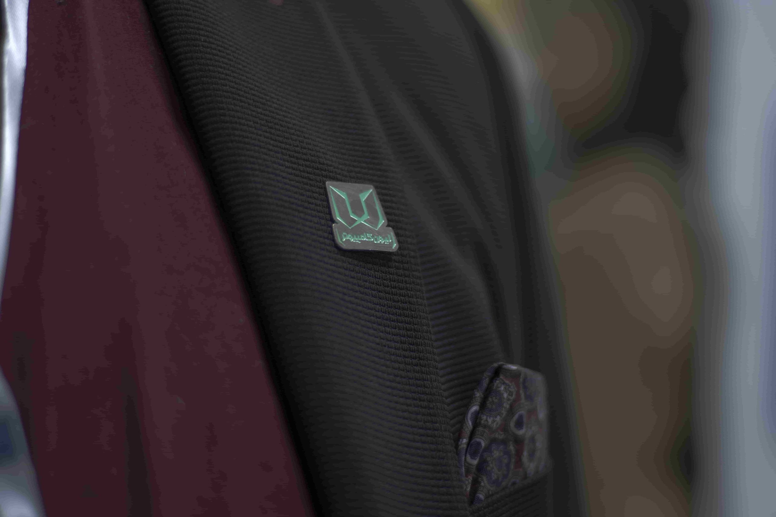 لیون‌کامپیوتر از هویت بصری جدید خود رونمایی کرد