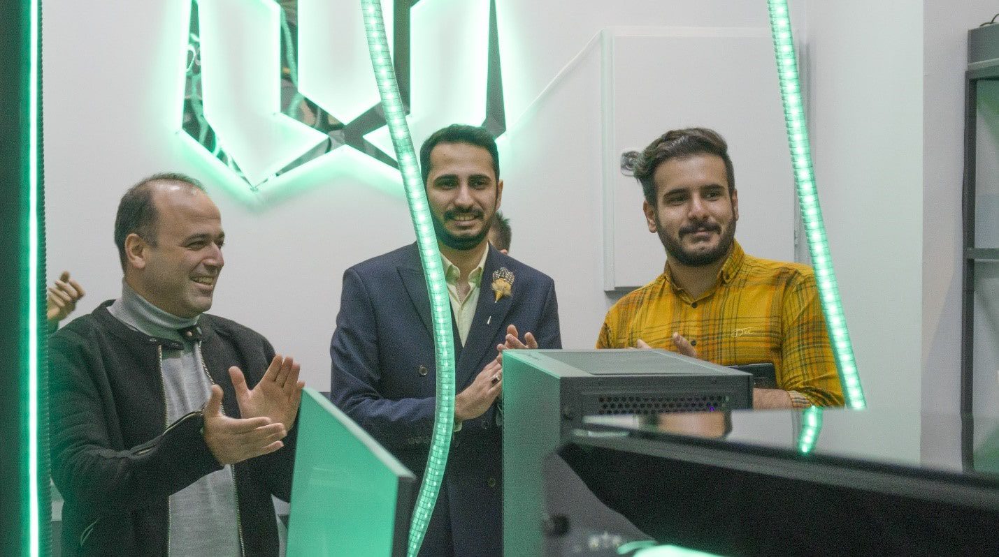 خیزش دوباره لیون کامپیوتر با افتتاح شعبه جدید در تهران! 16 خیزش دوباره لیون کامپیوتر با افتتاح شعبه جدید در تهران!