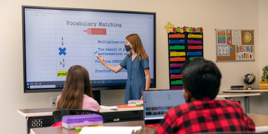 وایتبردهای هوشمند چگونه تجربه یادگیری را ارتقا میدهد؟ 14 وایتبردهای هوشمند چگونه تجربه یادگیری را ارتقا میدهد؟