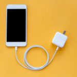 سیم شارژ آیفون تغییر می‌کند؟