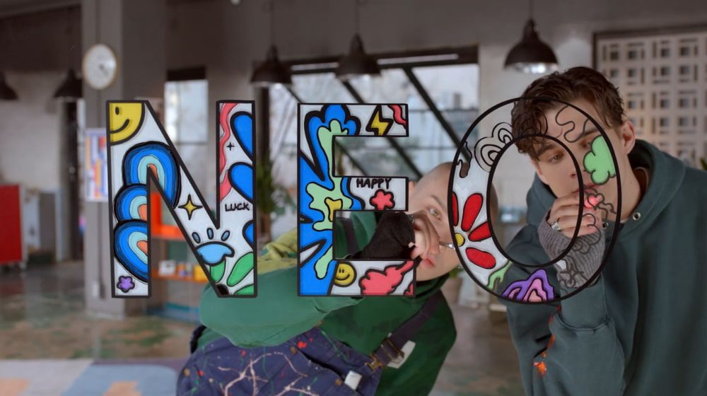 هنر دیجیتال خود را با تلویزیونهای Neo QLED 8K سامسونگ متحول کنید 15 هنر دیجیتال خود را با تلویزیونهای Neo QLED 8K سامسونگ متحول کنید