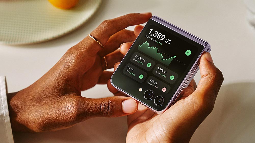 مروری بر تاریخچه گوشیهای تاشوی سری گلکسی Z Flip سامسونگ 20 گلکسی Z Flip5