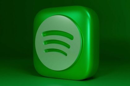 ثبت خاطره ها با لیست پخش اسپاتیفای (آموزش ساخت لیست پخش قدیمی Spotify) 13 ثبت خاطره ها با لیست پخش اسپاتیفای (آموزش ساخت لیست پخش قدیمی Spotify)