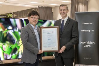 تاییدیه مراقب کم بینایی در تلویزیون های 2023 سامسونگ