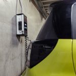 جک E10X 2024، خودروی برقی کوچک و ایدهآل شهری 57 خودرو جک E10X 2024 در حال شارژ