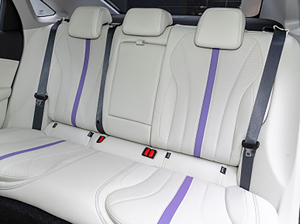 جیلی Preface L همتای تویوتا کمری تنها با قیمت 18 هزار دلار 16 1699820243 78 The all wheel drive 380 horsepower analogue of the Toyota Camry from