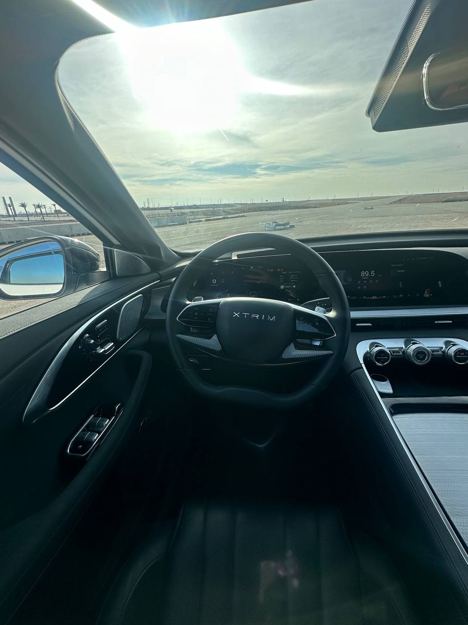 معرفی و مشخصات فنی اکستریم TXL از برند مدیران خودرو 15 بررسی اکستریم TXL