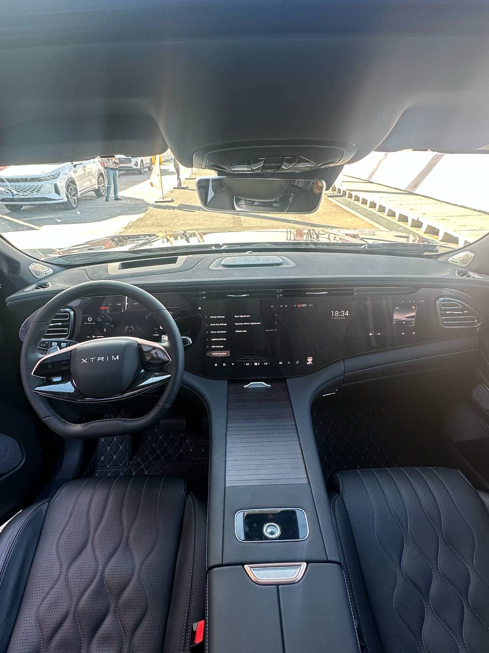 معرفی و مشخصات فنی اکستریم VX از برند مدیران خودرو 15 معرفی ماشین اکستریم VX