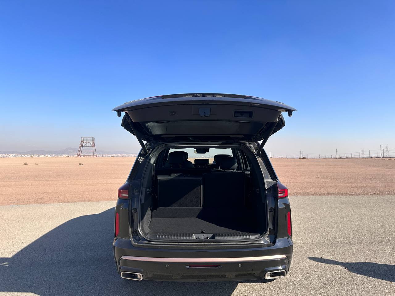 معرفی و مشخصات فنی اکستریم VX از برند مدیران خودرو 19 معرفی ماشین اکستریم VX