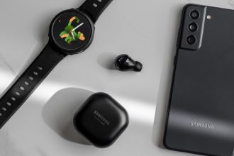 نحوه استفاده از ویژگی Wireless PowerShare سامسونگ برای شارژ بی‌سیم سایر دستگاه‌ها