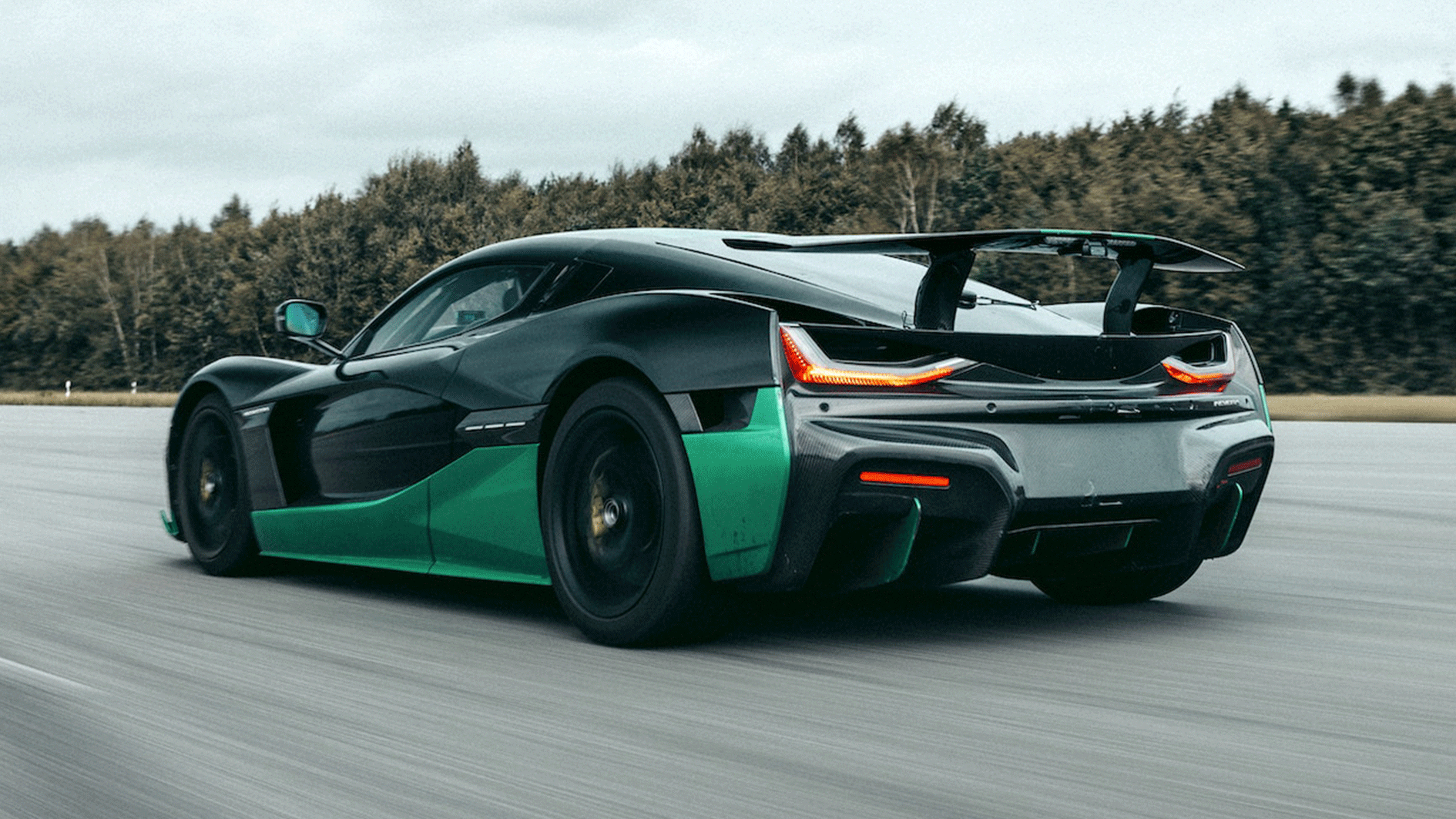 رکورد دنده عقب رفتن شکسته شد! 275 کیلومتر بر ساعت