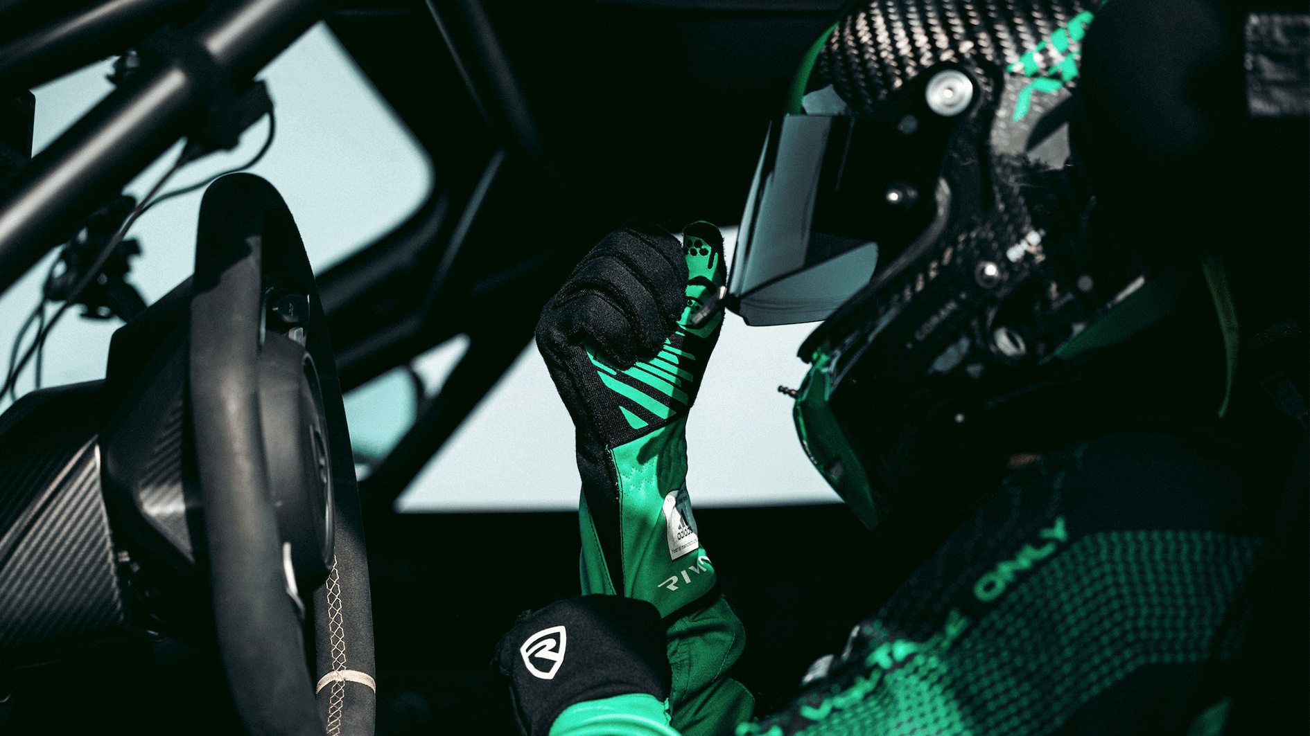 رکورد دنده عقب رفتن شکسته شد! 275 کیلومتر بر ساعت 14 Rimac Nevera 3