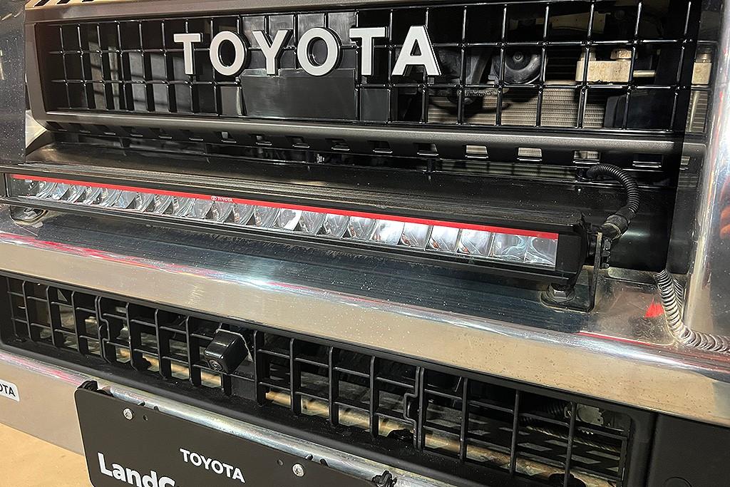 10 نکته در مورد تویوتا پرادو 250 2024 که باید بدانید 26 وینچ یکپارچه در جلوی تویوتا پرادو 250 2024