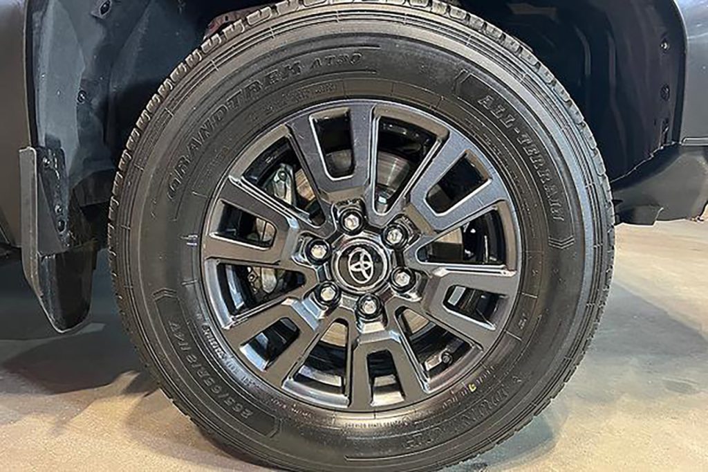 10 نکته در مورد تویوتا پرادو 250 2024 که باید بدانید 19 mitsubishi prado prototype details 8