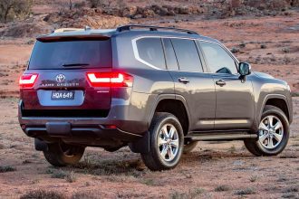 تویوتا لندکروز هیدروژنی یک قدم به واقعیت نزدیکتر شد