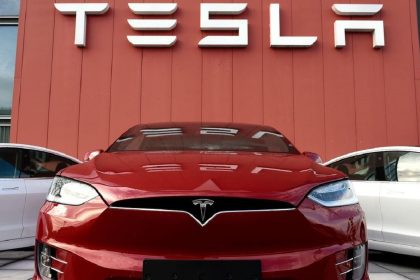 افشاگری کارمند تسلا: خودروهای تسلا ایمن نیستند 13 افشاگری کارمند تسلا: خودروهای تسلا ایمن نیستند