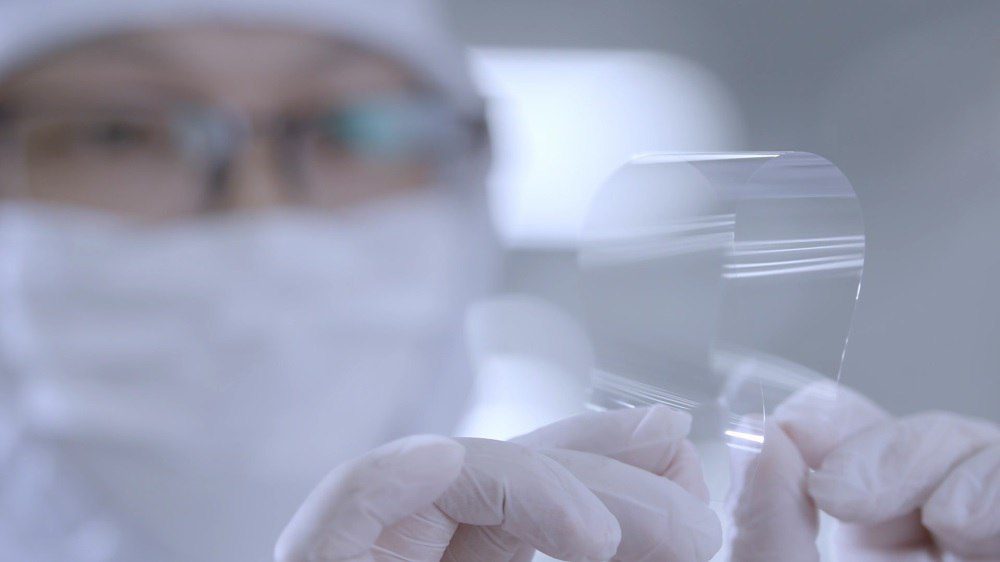 ۱۲ اصطلاحی که قبل از خرید گوشی های تاشو سامسونگ باید بدانید 19 شیشه فوقالعاده نازک