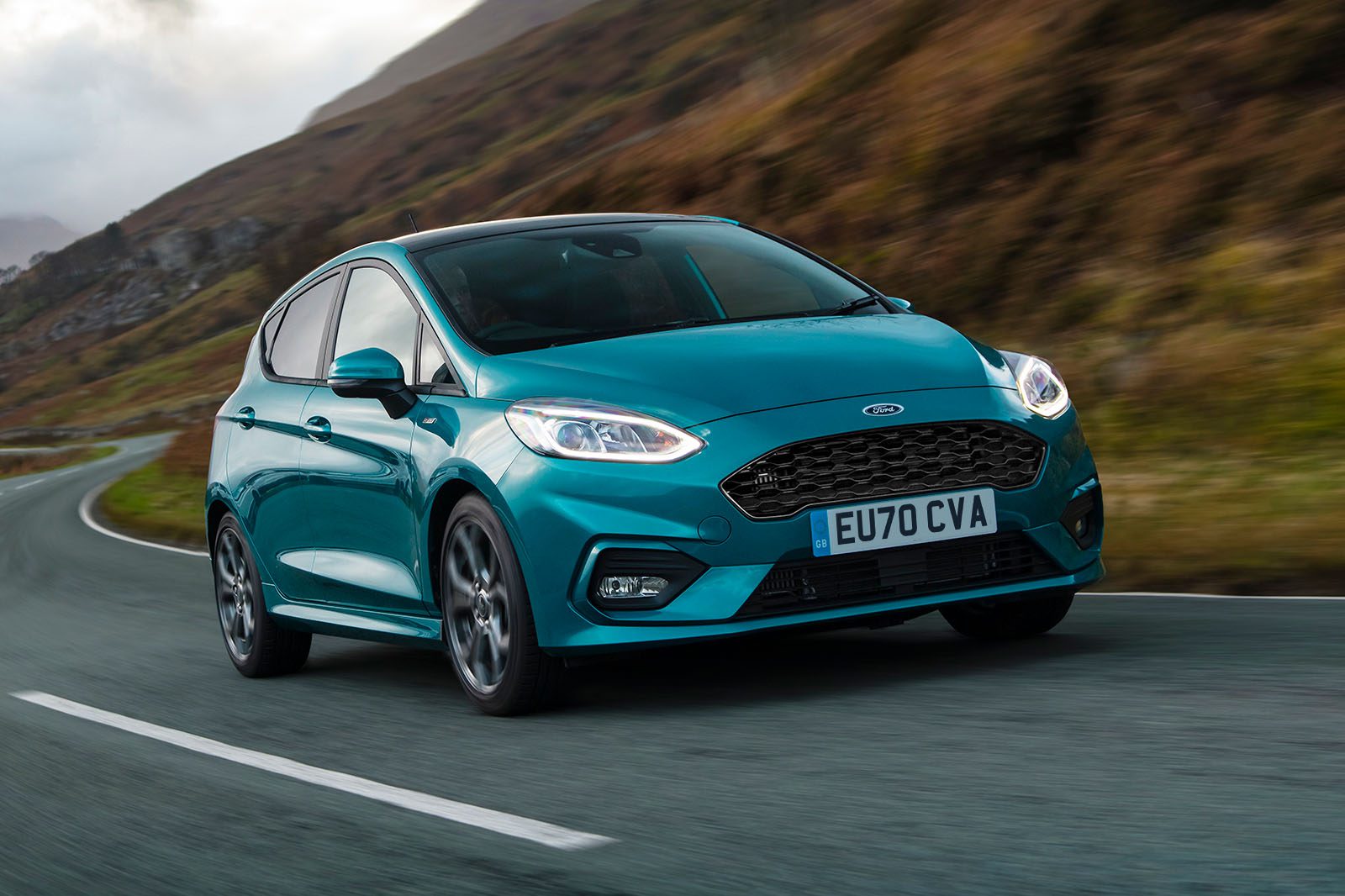 7 خودروی هیبریدی که نباید بخرید 14 1. Ford Fiesta Hybrid