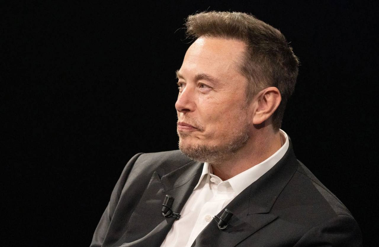 مصرف مواد توسط ایلان ماسک در یک جلسه مهم! 14 مصرف مواد توسط ایلان ماسک در یک جلسه مهم!