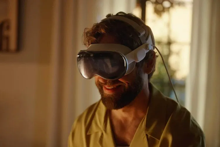 اپل ویژن پرو برنده جنگ هدست ها بدون حضور در CES 14 ویژن پرو