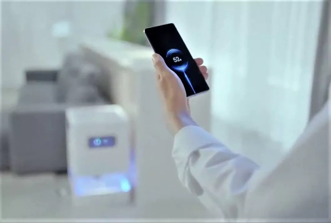 شارژ موبایل از فاصله 20 سانتی متری با فناوری AirCharge 15 فناوری AirCharge