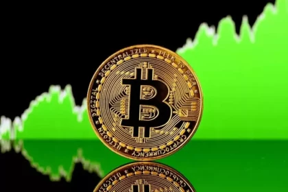 عبور قیمت بیت کوین از 60 هزار دلار و شکستن رکورد 13 عبور قیمت بیت کوین از 60 هزار دلار و شکستن رکورد