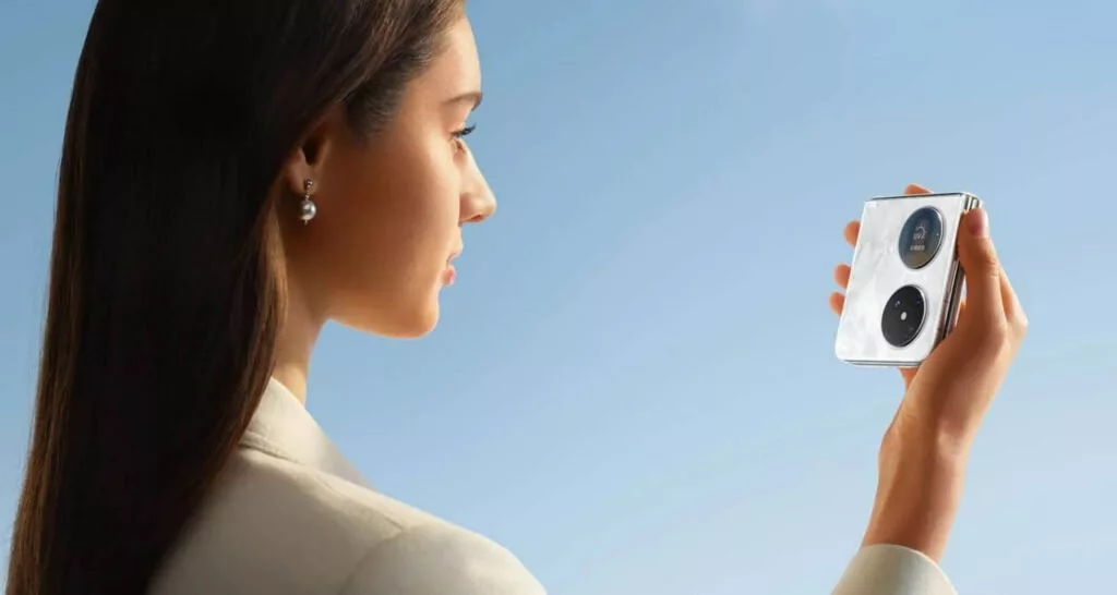 گوشی هواوی پاکت 2 معرفی شد؛ گوشی تاشو با دوربین اصلی چهارگانه و ارتباط ماهوارهای 14 هواوی پاکت 2 معرفی شد؛ گوشی تاشو با دوربین اصلی چهارگانه و ارتباط ماهوارهای