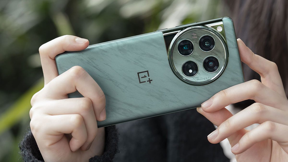 چرا 7 سال آپدیت گوشی های سامسونگ غیرضروری است؟ 14 چرا 7 سال آپدیت گوشیهای سامسونگ غیرضروری است؟