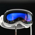 ویژن پرو اپل عرضه شد؛ تشکیل صف‌های طولانی دربرابر فروشگاه‌های اپل.