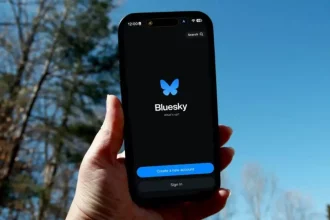 استفاده از بلواسکای بدون دعوت نامه ممکن شد