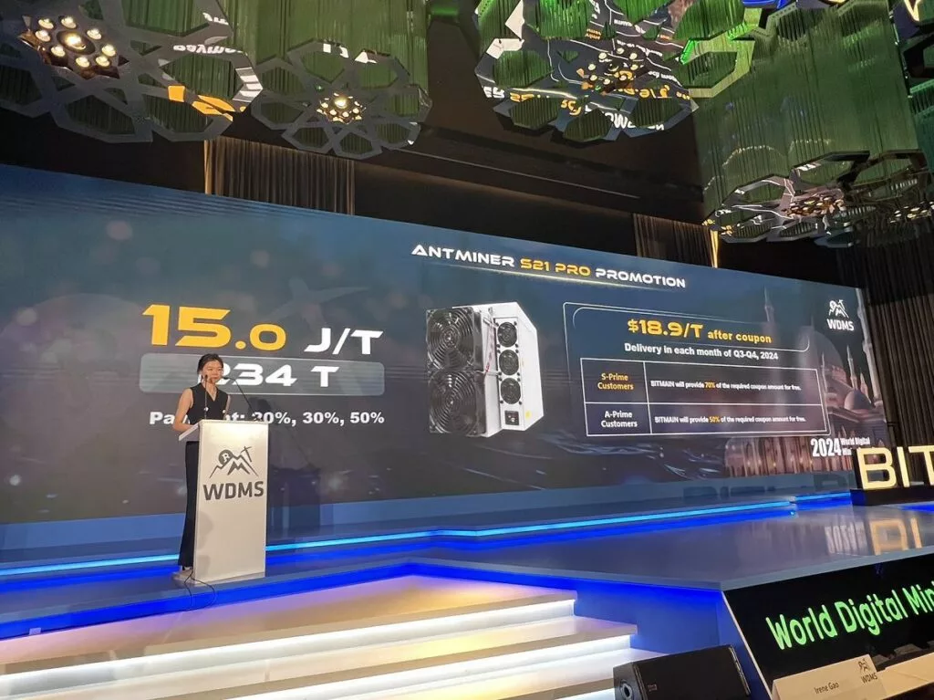 انت ماینر S21 بیت مین معرفی شد، ماینر با قدرت 234 تراهش بر ثانیه 14 بیتمین از انتماینر S21 پرو رونمایی کرد؛ ماینر با قدرت 234 تراهش بر ثانیه