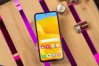 تست باتری گلکسی A55؛ بسیار بهتر از S23 FE، ضعیف‌تر از ناتینگ فون 2a