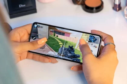 تخفیف اعجابانگیز در آمریکا؛ 720 دلار تخفیف گلکسی زد فلیپ 5 سامسونگ 13 تخفیف اعجابانگیز در آمریکا؛ 720 دلار تخفیف گلکسی زد فلیپ 5 سامسونگ