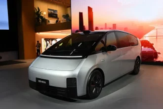 بزرگ ترین خودرو برقی دنیا رونمایی شد