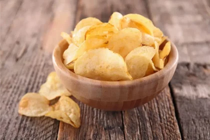راز تولید چیپس سیب زمینی سالم تر کشف شد، حتی خوشمزهتر از چیزی که هست 13 راز تولید چیپس سیب زمینی سالم تر کشف شد، حتی خوشمزهتر از چیزی که هست