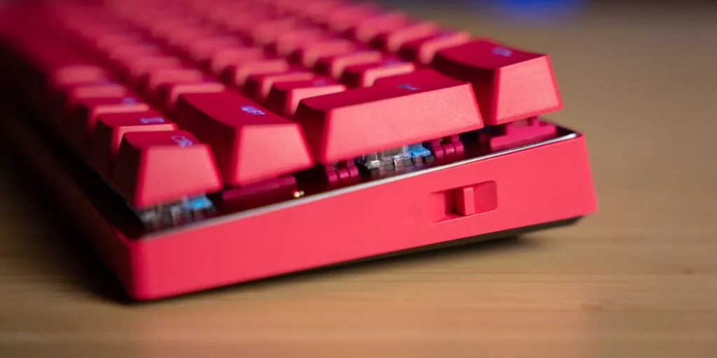 کیبورد گیمینگ لاجیتک G Pro X 60 معرفی شد؛ سفید، سیاه و صورتی! 15 کیبورد گیمینگ لاجیتک G Pro X 60 معرفی شد؛ کوچک با قابلیتهای شخصیسازی