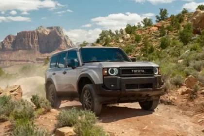 5 ویژگی جدید تویوتا لندکروز که هیجانزدهتان میکند 13 5 ویژگی جدید تویوتا لندکروز که هیجانزدهتان میکند.