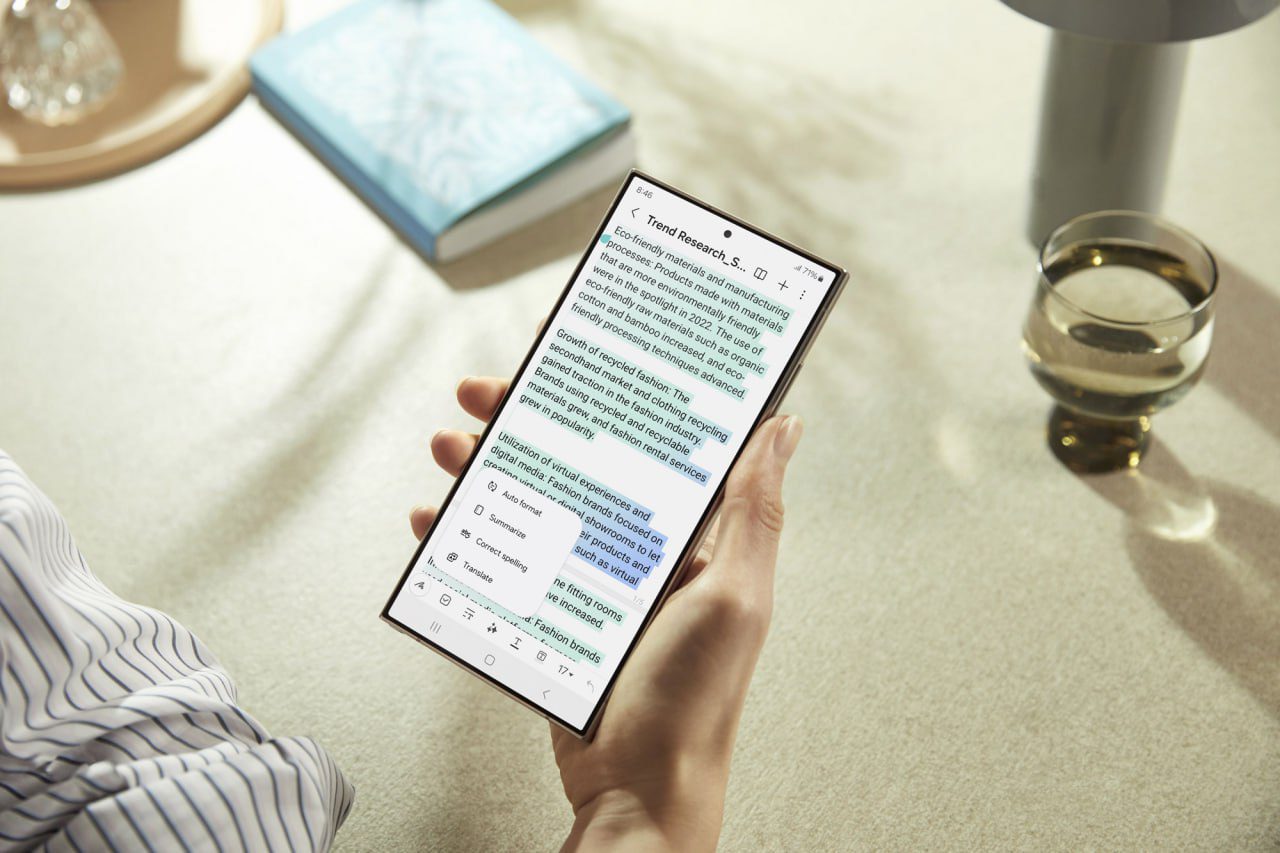 نگاهی به روند توسعه هوش مصنوعی گلکسی سامسونگ؛ انقلابی در ترجمه 14 هوش مصنوعی سامسونگ چطور محدودیتهای زبانی را از میان برداشت؟