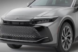 فراخوان تویوتا برای بازگشت 13 هزار خودرو به کارخانه به دلیل مشکل در دوربین جلو و عقب