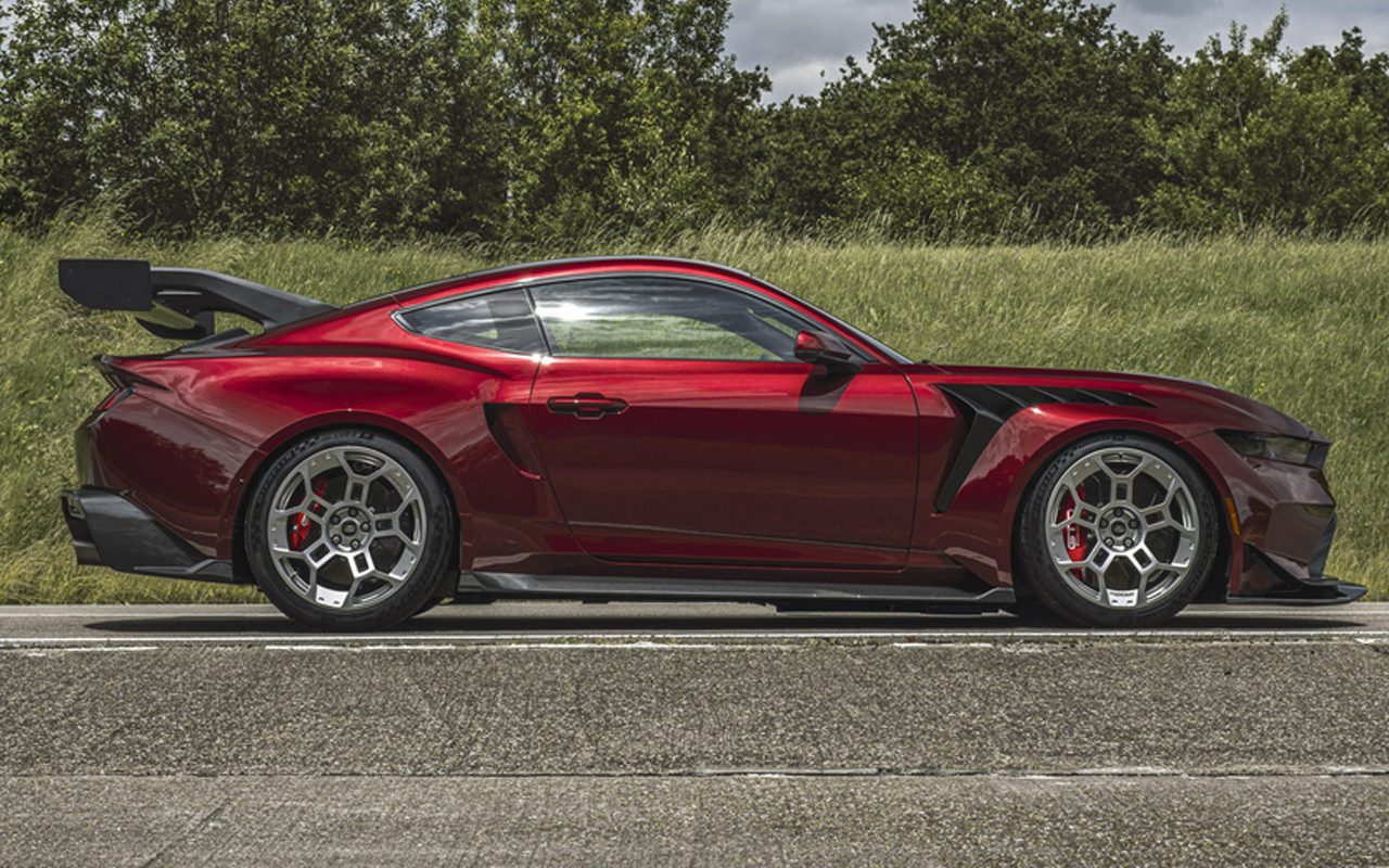 جنگ ابرخودروها، فورد موستانگ GTD به دنبال شکست پورشه 911 15 88845684