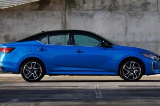 خودروهای کوچک پرفروش تر هستند! فروش 90 هزار دستگاه نیسان سنترا در 6 ماه