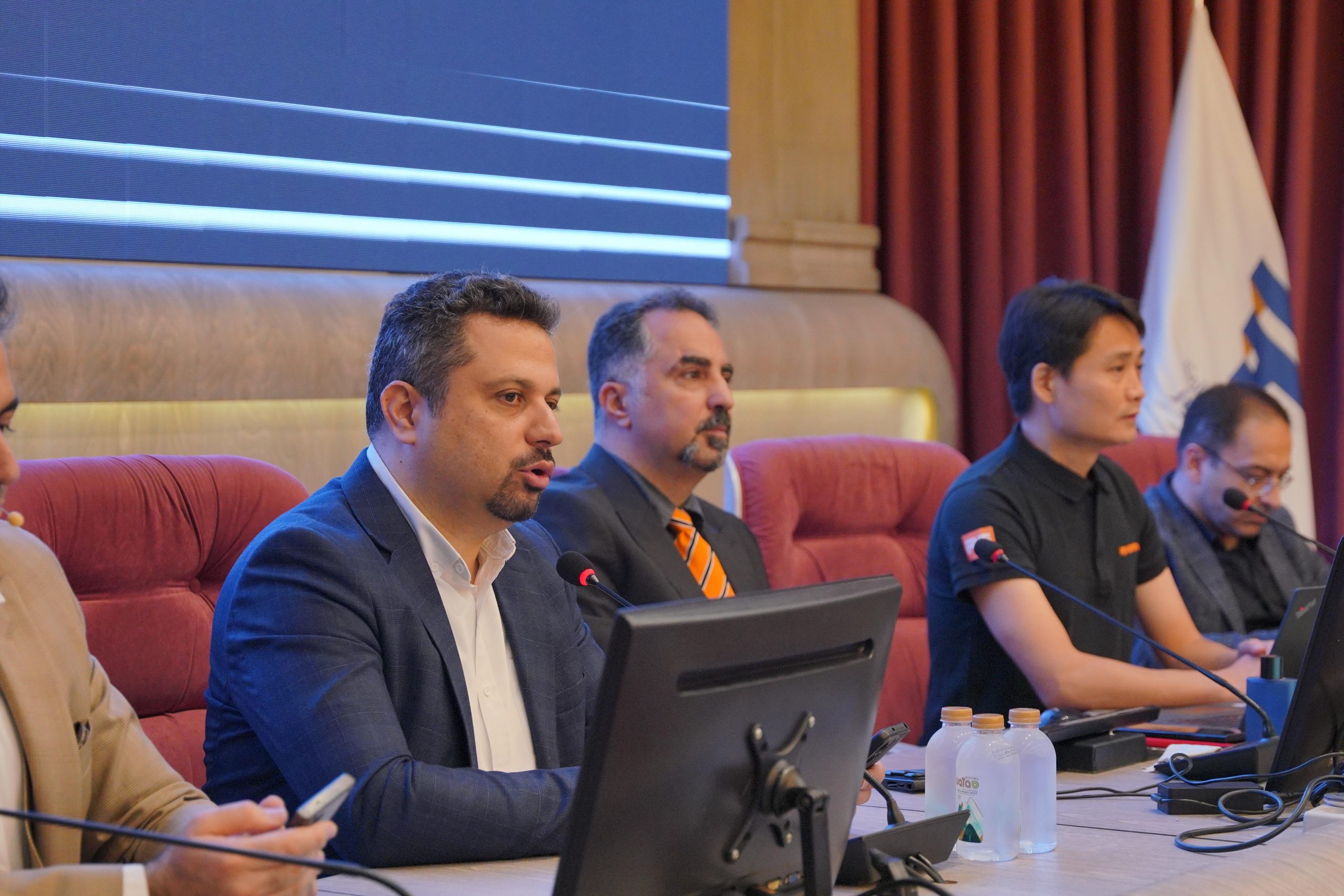 ریورسانگ در ایران رونمایی شد 16 ریورسانگ در ایران رونمایی شد