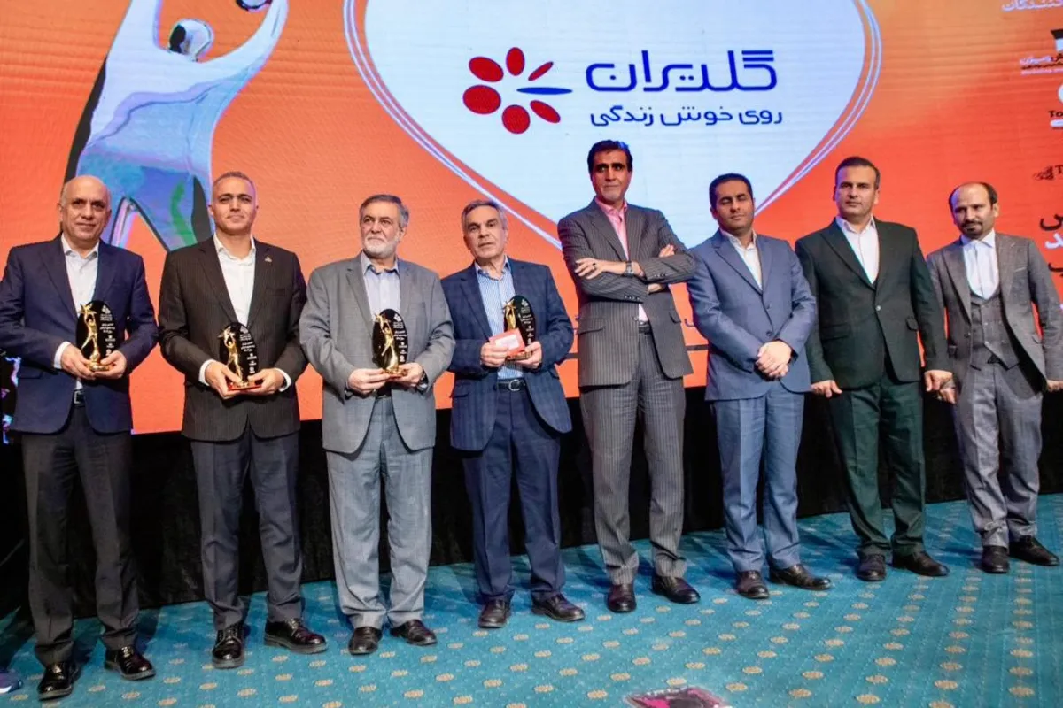 گلدیران با برند جی پلاس، در صدر برندهای محبوب ایرانی قرار گرفت 14 گلدیران با برند جی پلاس، در صدر برندهای محبوب ایرانی قرار گرفت