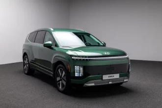 هیوندای آیونیک ۹: غول برقی سه‌ردیفه رونمایی شد