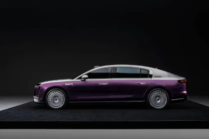 هواوی با S800 وارد دنیای خودروهای لوکس برقی شد 13 هواوی با S800 وارد دنیای خودروهای لوکس برقی شد