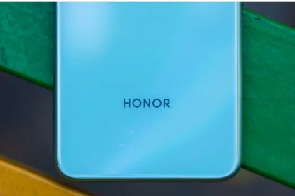 شگفتی جدید آنر: تصاویر رسمی آنر ۳۰۰ اولترا منتشر شد 13 شگفتی جدید آنر: تصاویر رسمی آنر ۳۰۰ اولترا منتشر شد